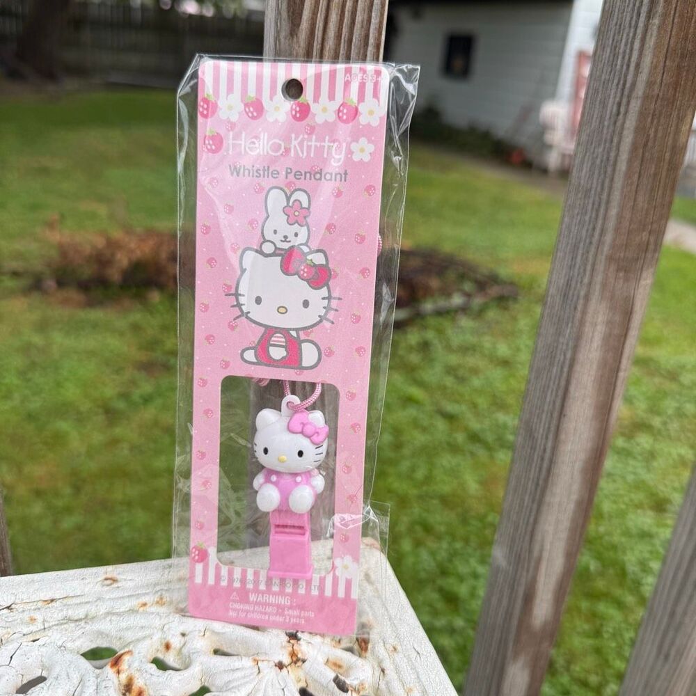 Hello Kitty Sanrio 2007 Pink Whistle Pendant Necklace New In Package